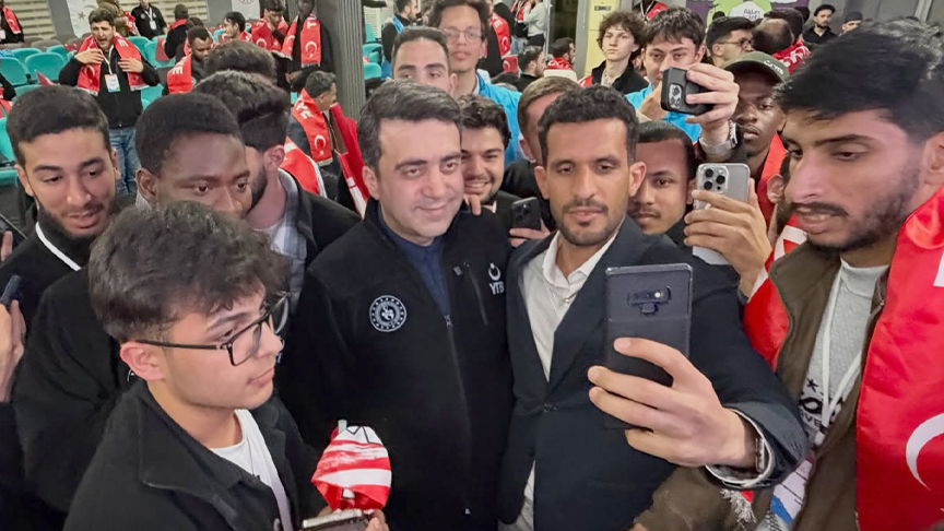 YTB Gençlik Kampları 10. yılında dünya gençlerini buluşturdu