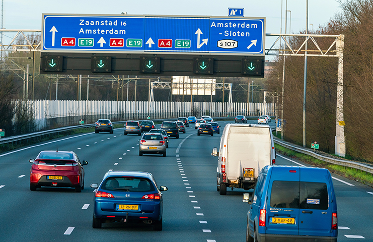 Hollanda’da yeni formül: Akaryakıt yerine yol vergisinde indirim gündemde