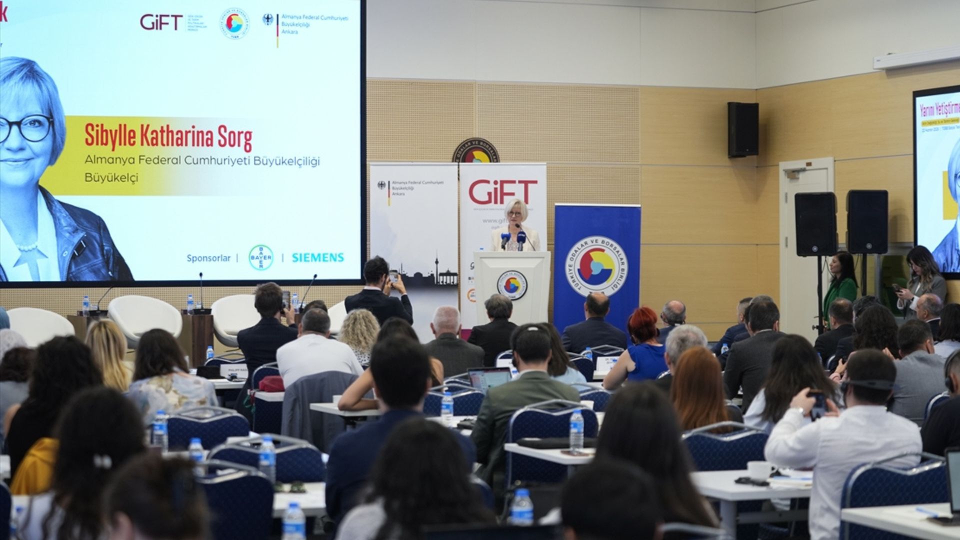 İklim değişikliği, su ve tarımın geleceği Ankara'da ele alındı