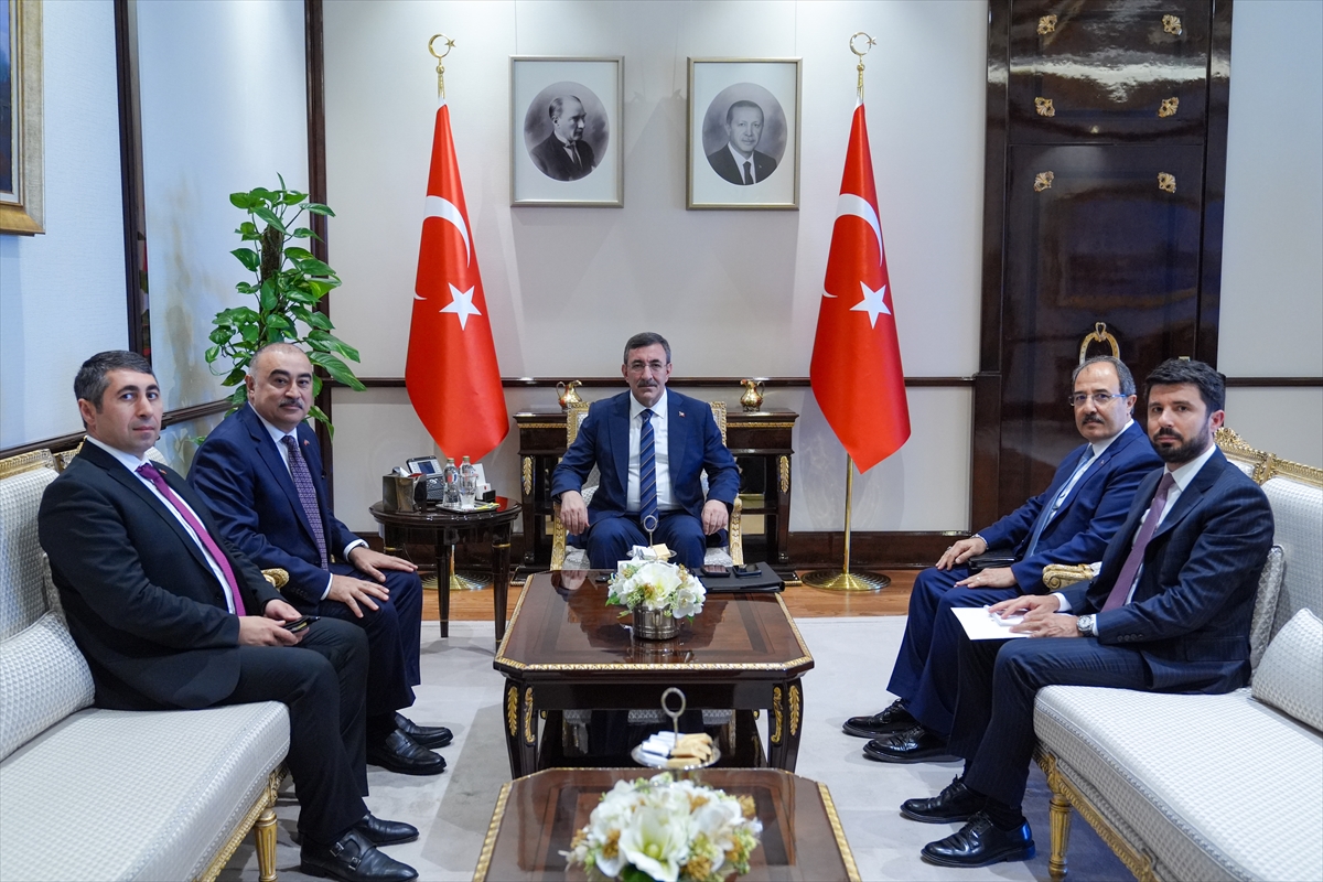 Cumhurbaşkanı Yardımcısı Yılmaz, Azerbaycan'ın Ankara Büyükelçisi Memmedov'u kabul etti