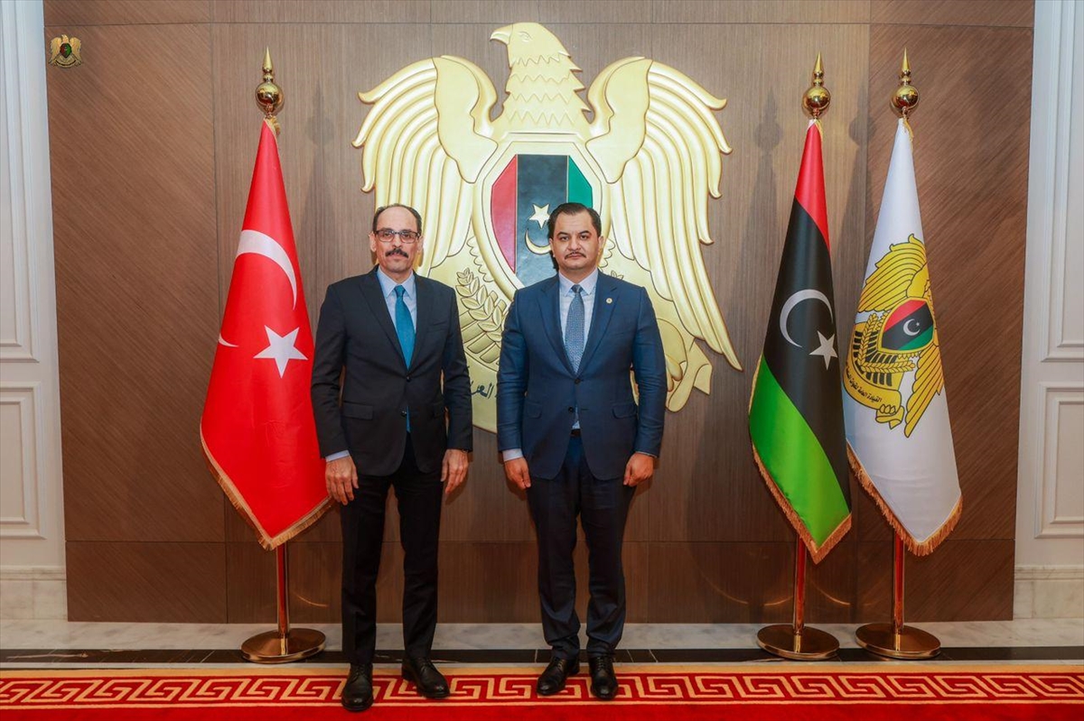 MİT Başkanı Kalın, Libya Ulusal Ordusu Genel Komutan Yardımcısı Hafter ile Libya'da görüştü