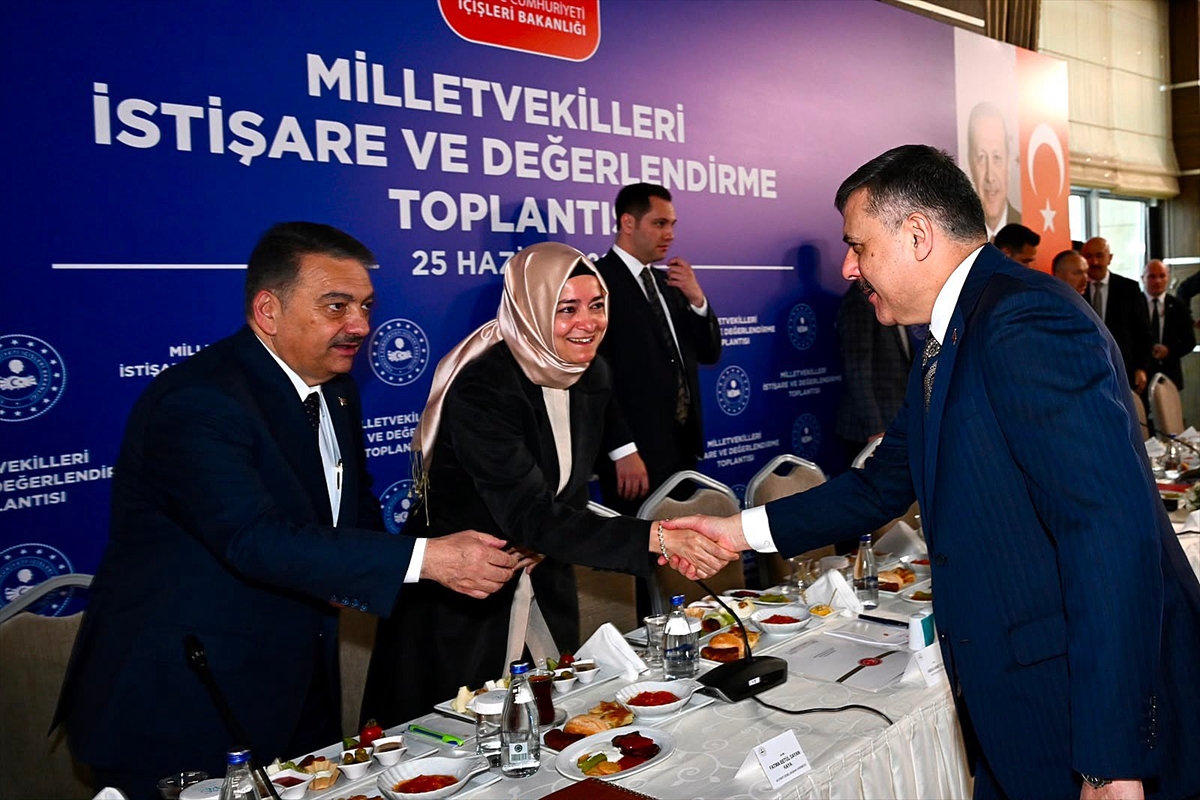 Türkiye'de geçici koruma altında 2 milyon 264 bin 983 Suriyeli bulunuyor