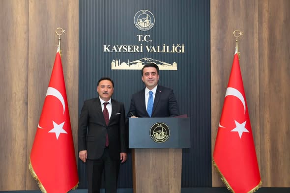 Türkiye Geleneksel Spor Dalları Federasyonu'ndan Kayseri Valisi Çiçek'e ziyaret