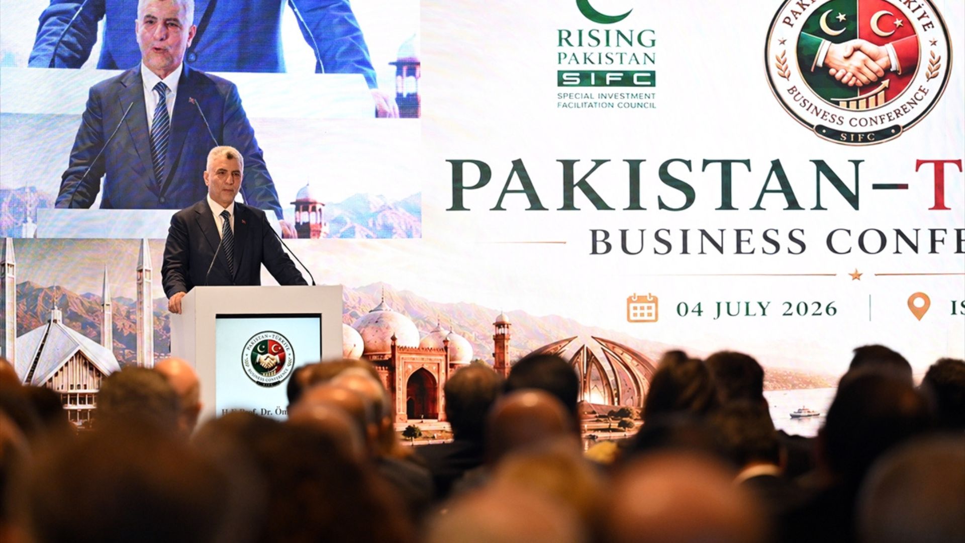 Ticaret Bakanı Ömer Bolat, Türkiye-Pakistan İş ve Yatırım Forumu'nda konuştu:
