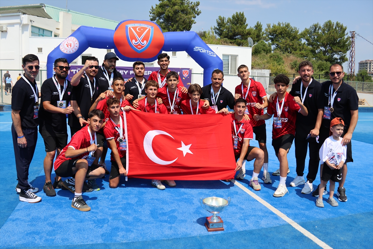 16 Yaş Altı Erkekler Avrupa Hokey 5'ler Şampiyonası Antalya'da yapıldı