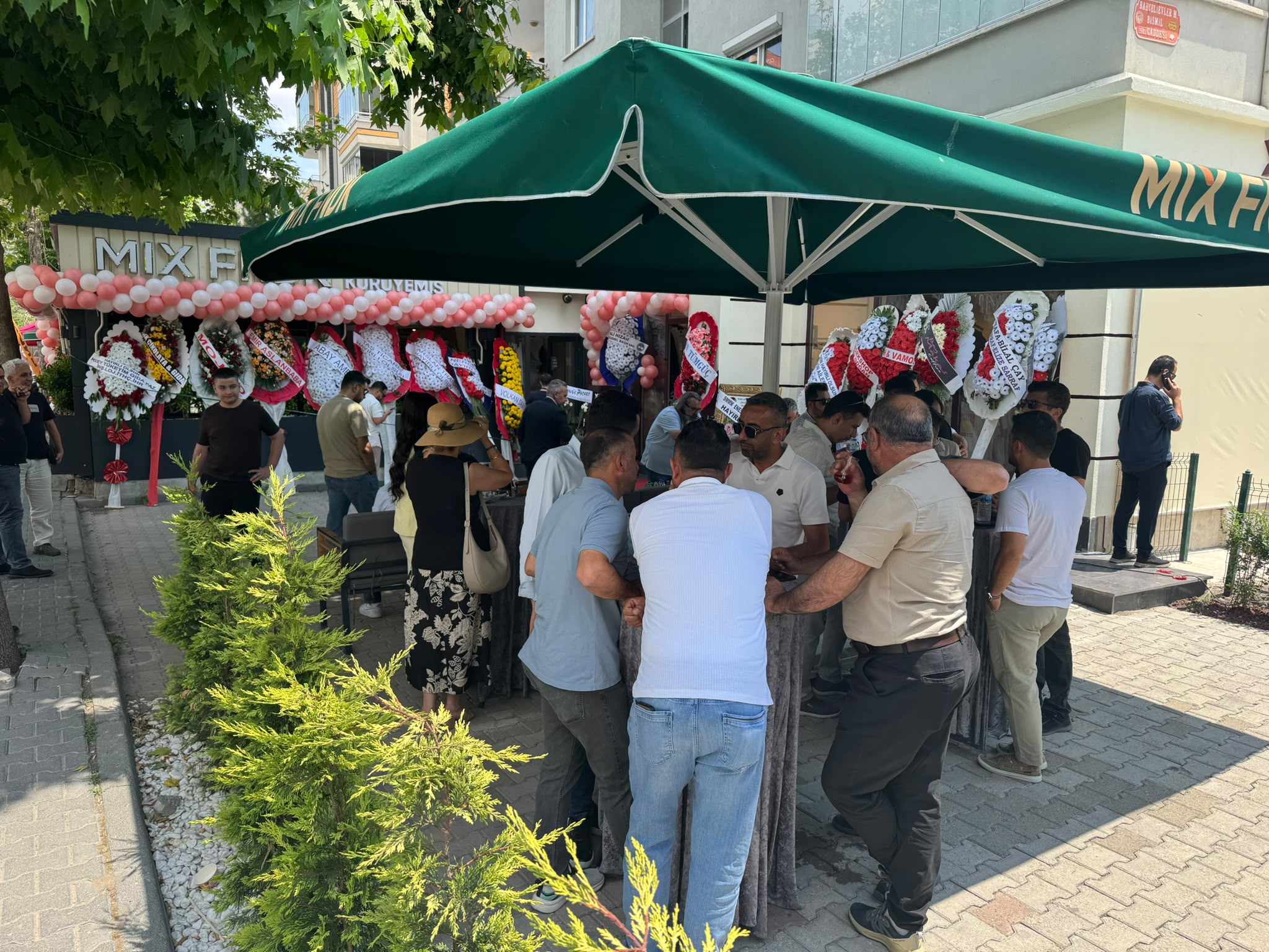 Talas'ta X Export giyim mağazası hizmete açıldı