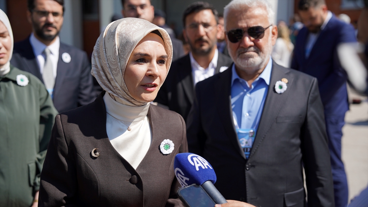 Aile ve Sosyal Hizmetler Bakanı Göktaş, Srebrenitsa Soykırımı'nı unutturmayacaklarını söyledi: