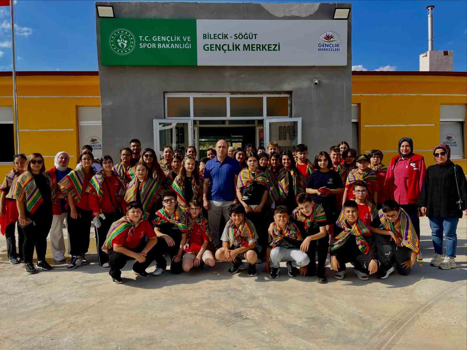 Bilecik'te gençlik köprüsü: Yozgat ve Bilecik öğrencileri bir araya geldi