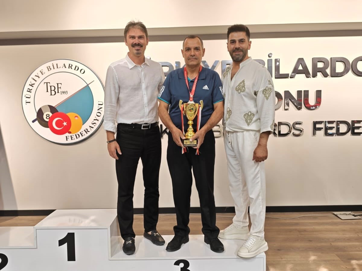Yetkin Çelikel, C Kategorisinde Türkiye Bilardo Şampiyonu