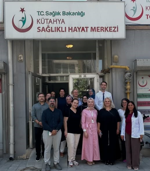 Kütahya'da sağlık profesyonelleri önleyici tıp merkezinin çalışmalarını inceledi