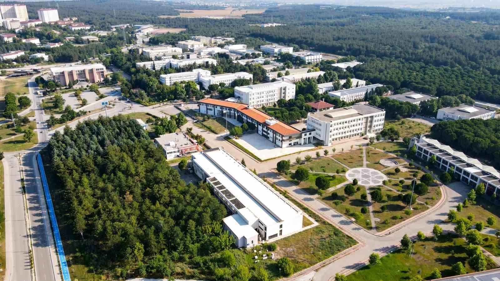 Bursa Uludağ Üniversitesi, ulusal sıralamada ilk 20'ye girdi
