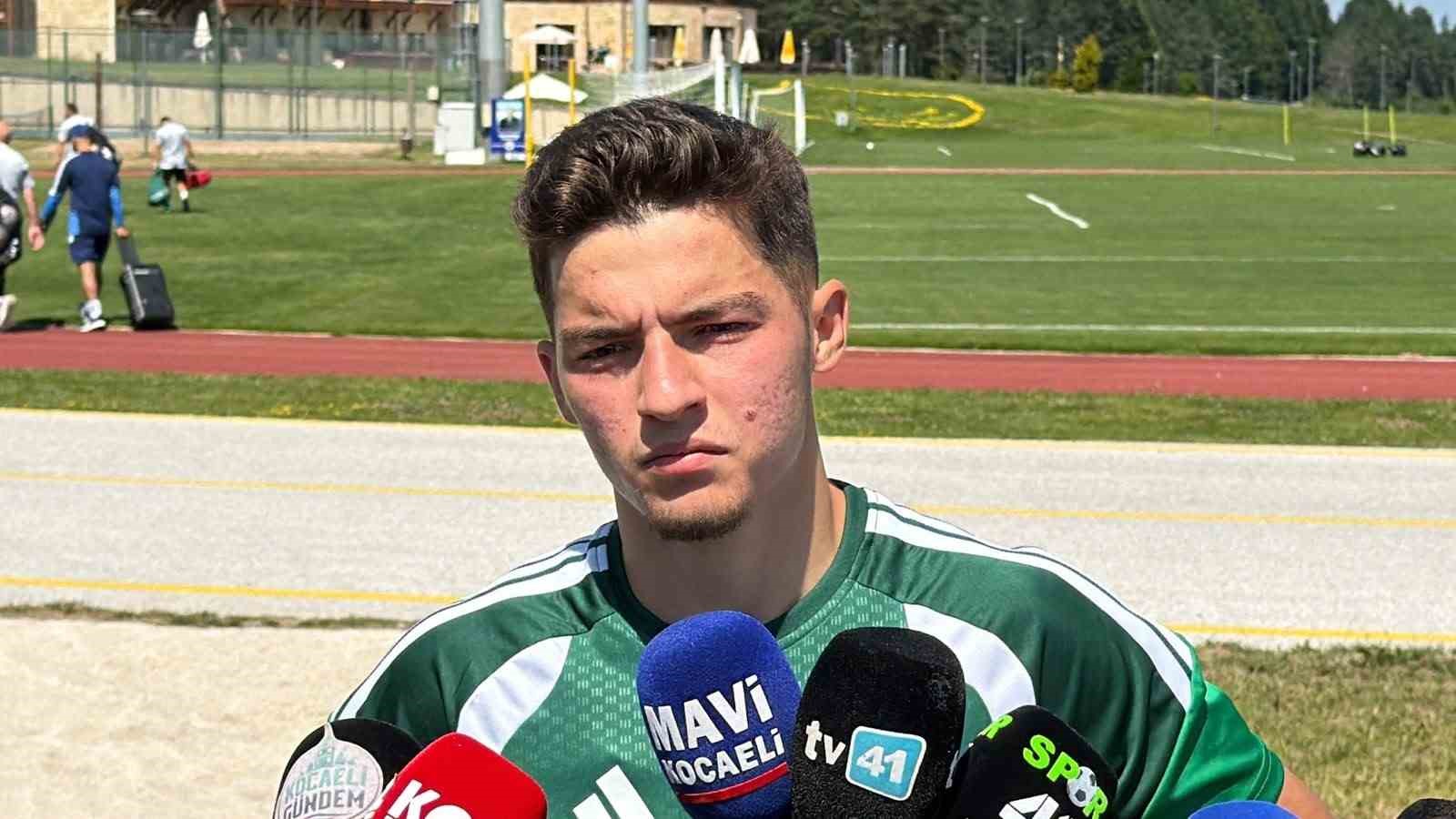 Genç futbolcu Ege Bilim: Kocaelispor'da kalmak istiyorum