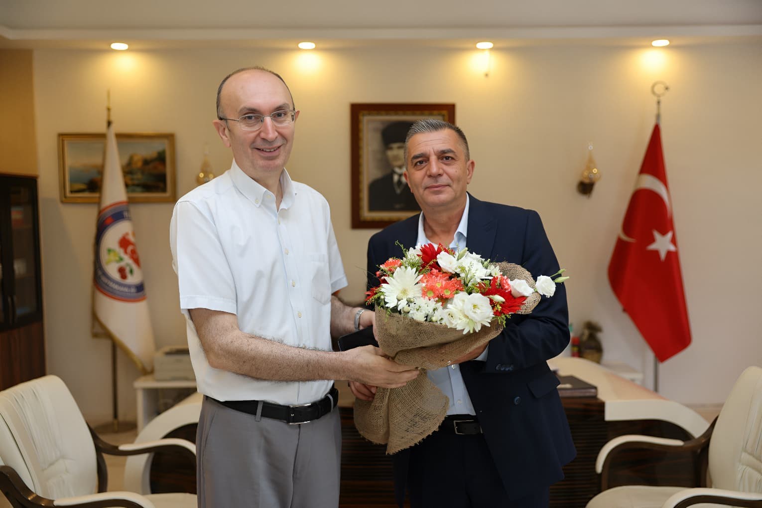 Şehzadeler'de yeni Kaymakam ile belediye başkanından işbirliği vurgusu