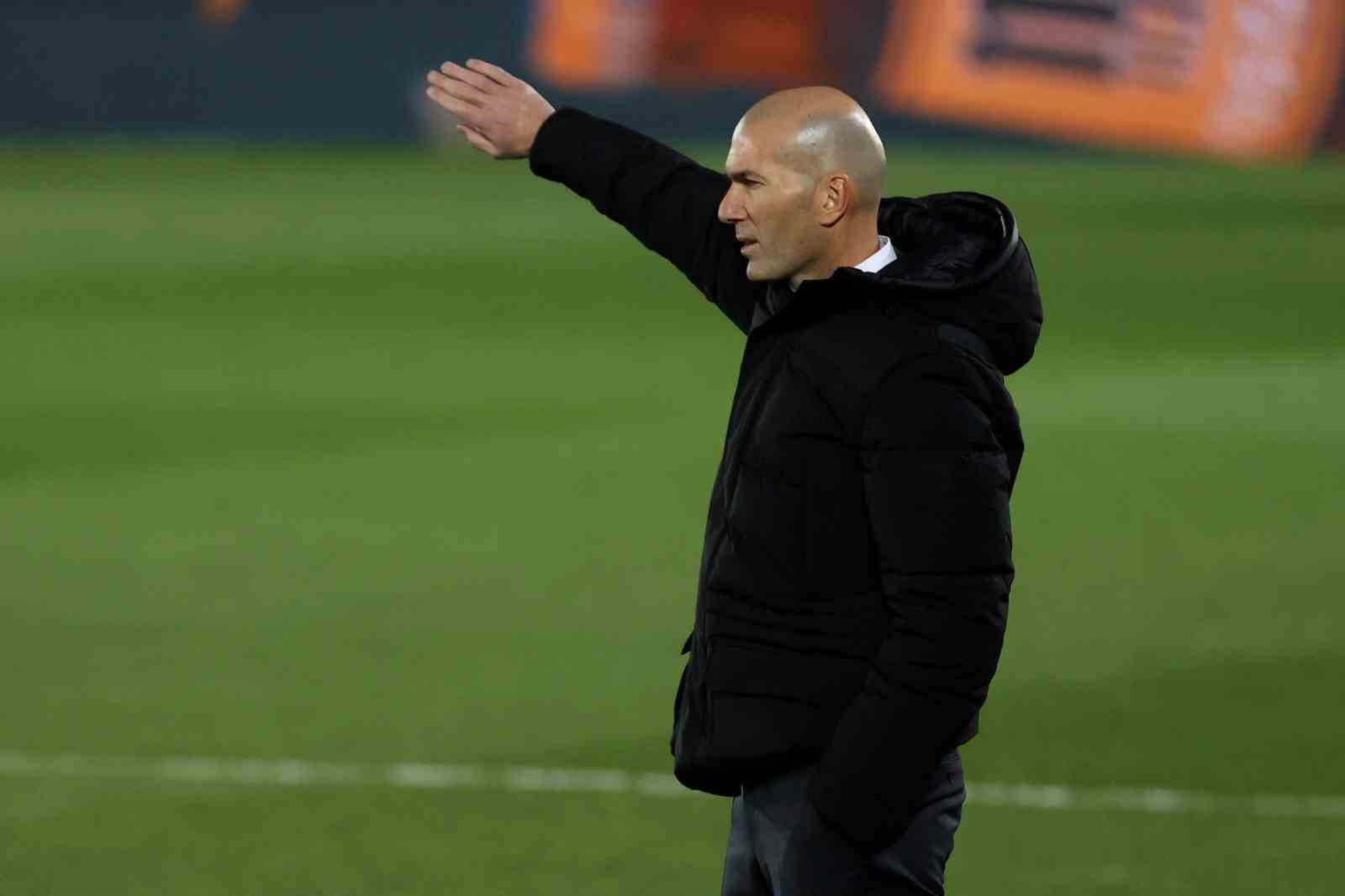 Zidane, Fransa'nın yeni teknik direktörü oldu