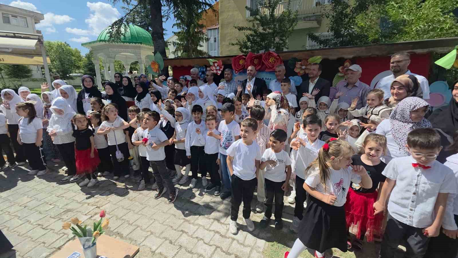 Kütahya Selimiye Kur'an Kursu'nda Çocuk Şenliği Düzenlendi