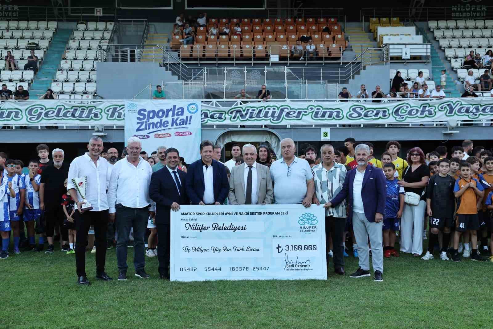 Nilüfer Belediyesi 31 spor kulübüne 3.1 milyon lira aktardı